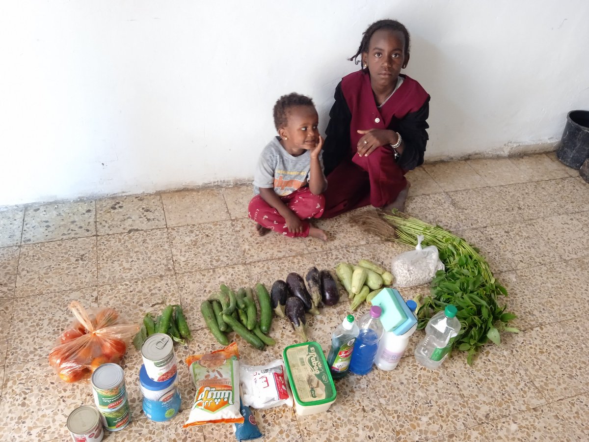 an_jmy40244's tweet photo. 👇👇This is what the children received. We depend on your daily donations. https://t.co/xmcDWYRt1b https://t.co/rhybNbFT3u