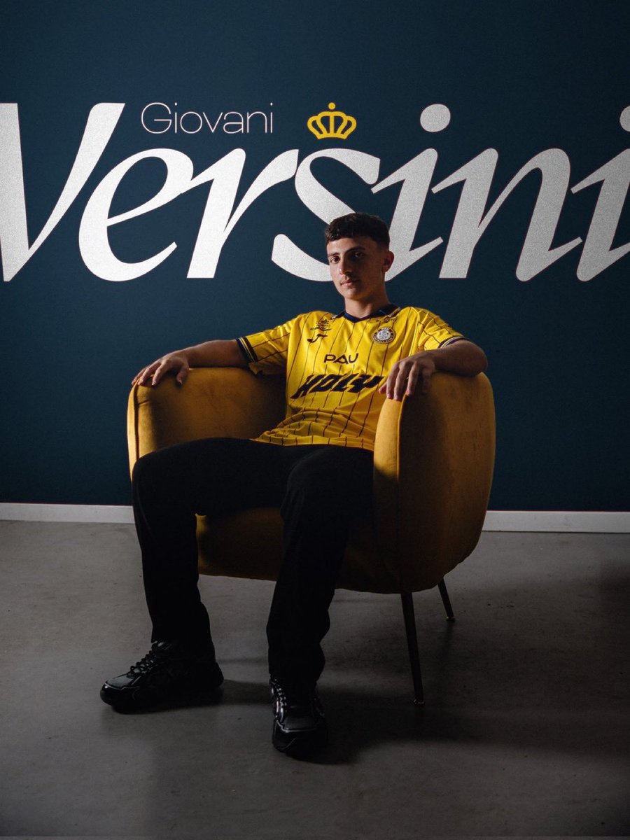🚨 OFFICIEL ! GIOVANI VERSINI SIGNE A PAU ! 💛💙 

📸 <a href="/PauFootballClub/">Pau Football Club</a>