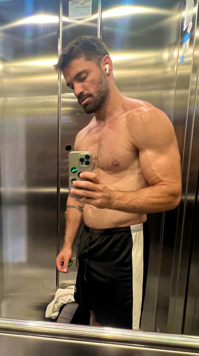 elvulpixx tweet media