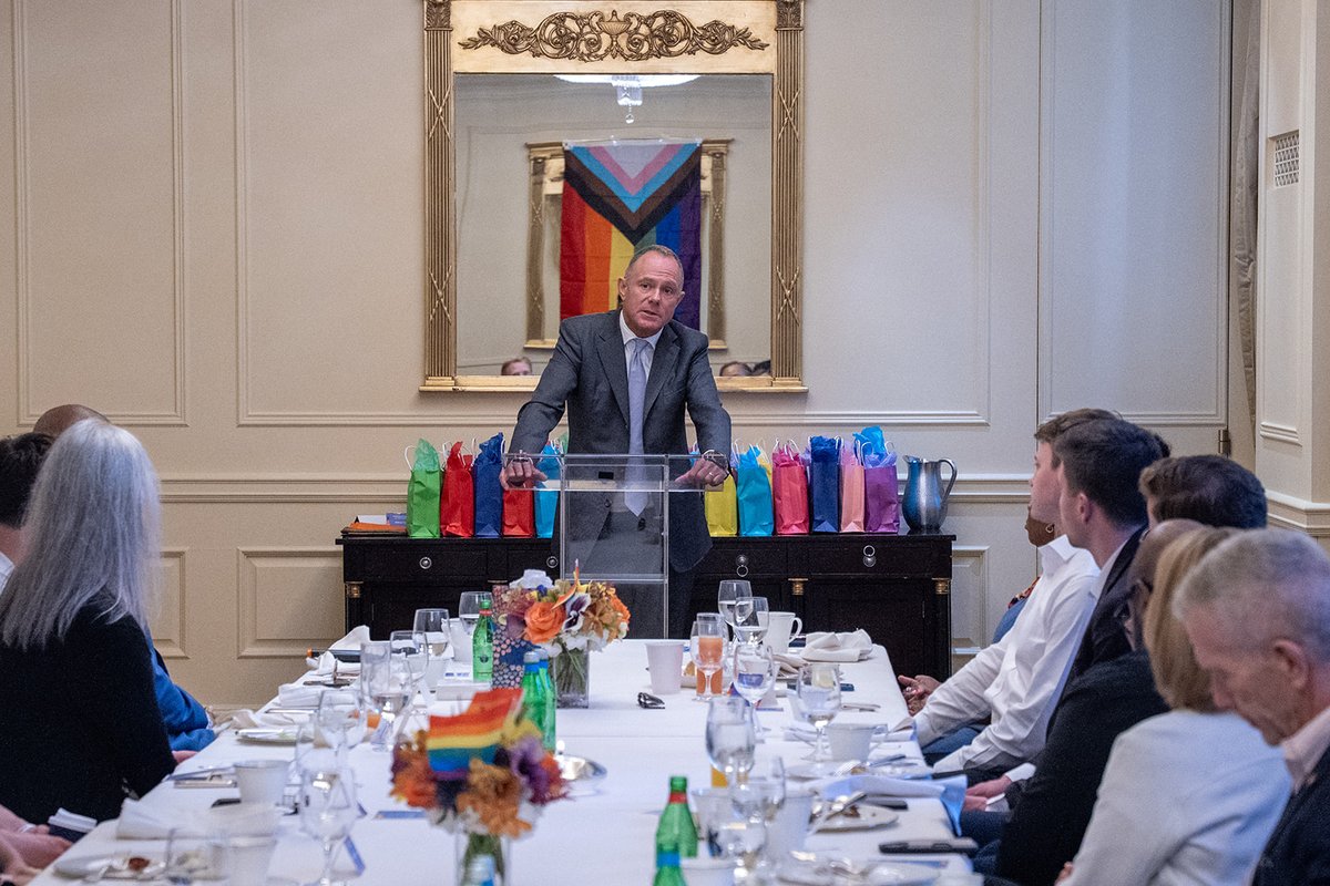 Equality_Caucus's tweet photo. At @StantonChase's Pride Breakfast on The Future of Inclusive Impact, our Chair @nickherbertcbe reflected on the growing global threats facing the LGBT+ community, while highlighting the vital role of Pride in celebrating progress.
#GEC #Pride #InclusiveImpact #LGBT #PrideMonth https://t.co/WYq3RLJBx7