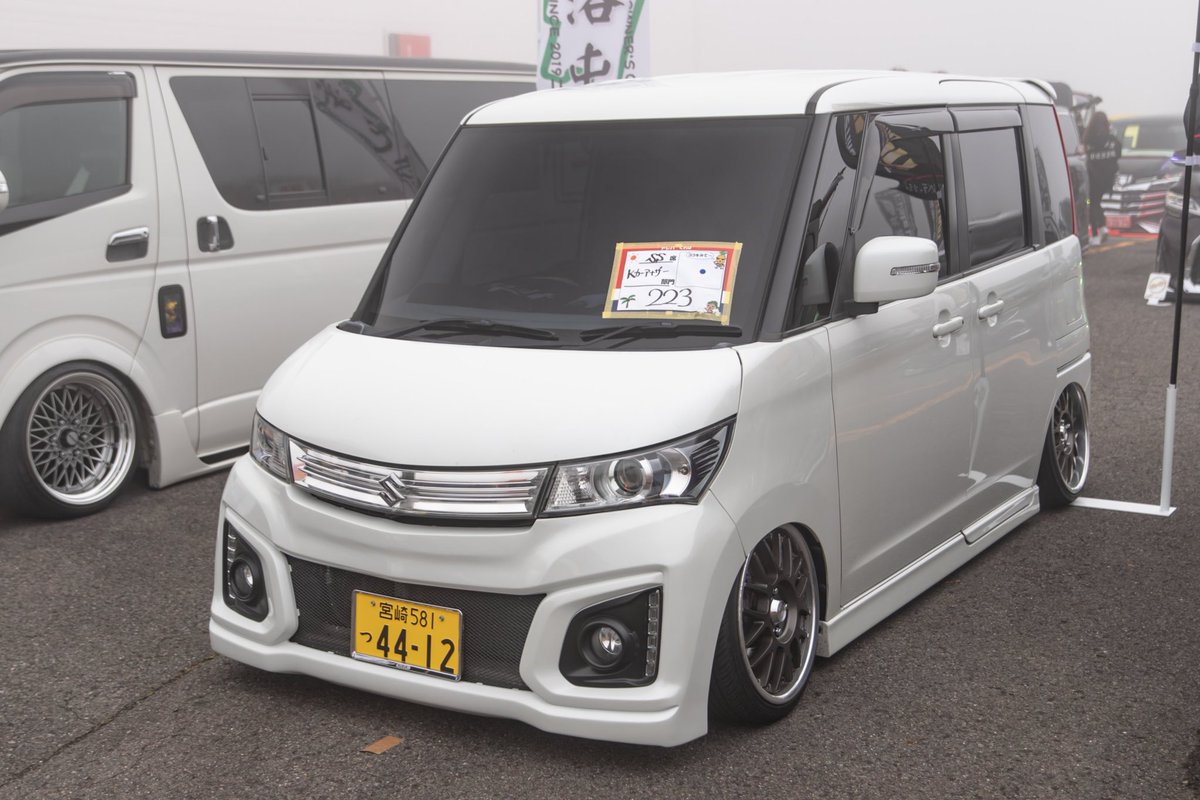 PaletteSW_R's tweet photo. #まじかっKー
冬���車と過去車
ナンバーはセンター低め絶対 https://t.co/UOOjcWDQ7O