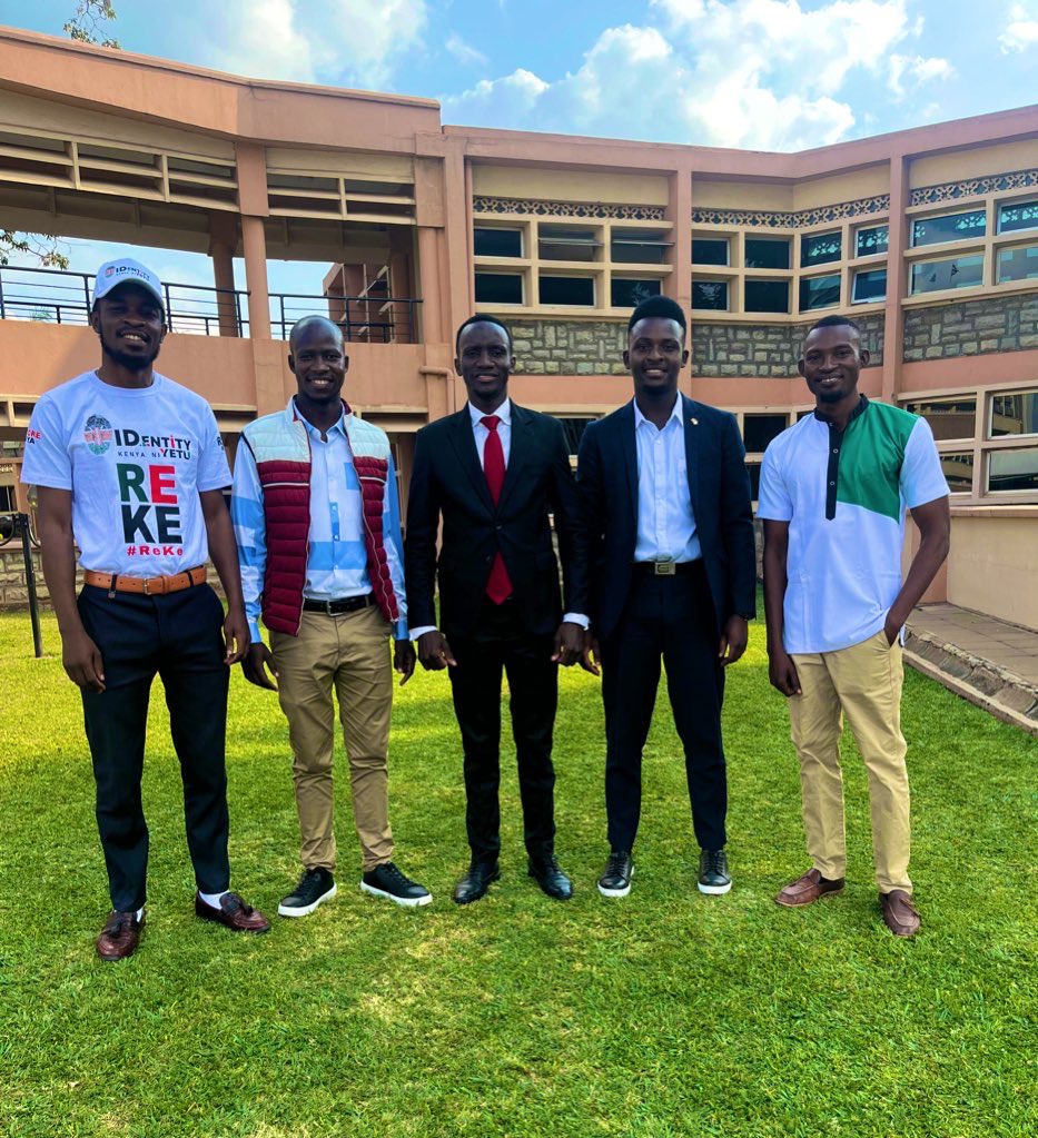 front_fef's tweet image. Comrade president @thiskenbabu today held a constructive dialogue with young leaders from different parts of the country on critical economic and political liberation of the youth.

The time is up for the youth to take charge and Front for Economic Freedom will lead the war.