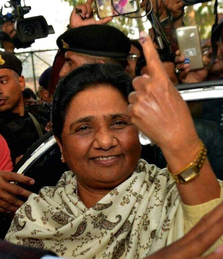 बहन #मायावती ने अपने शासन में 7 मैडीकल कालेज, 5 इंजीनियरिंग कालेज, 2 होमियोपैथिक कालेज, 2 पैरा मैडीकल कालेज, 6 विश्व स्तरीय विश्वविद्यालय, 100 से अधिक डिग्री कालेज, 572 हाईस्कूल, 100 से अधिक ITI खोले. कभी गौतम बुद्ध विश्वविद्यालय नोएडा जा कर देखिये. इसलिए मायावती बनना मुश्किल है.