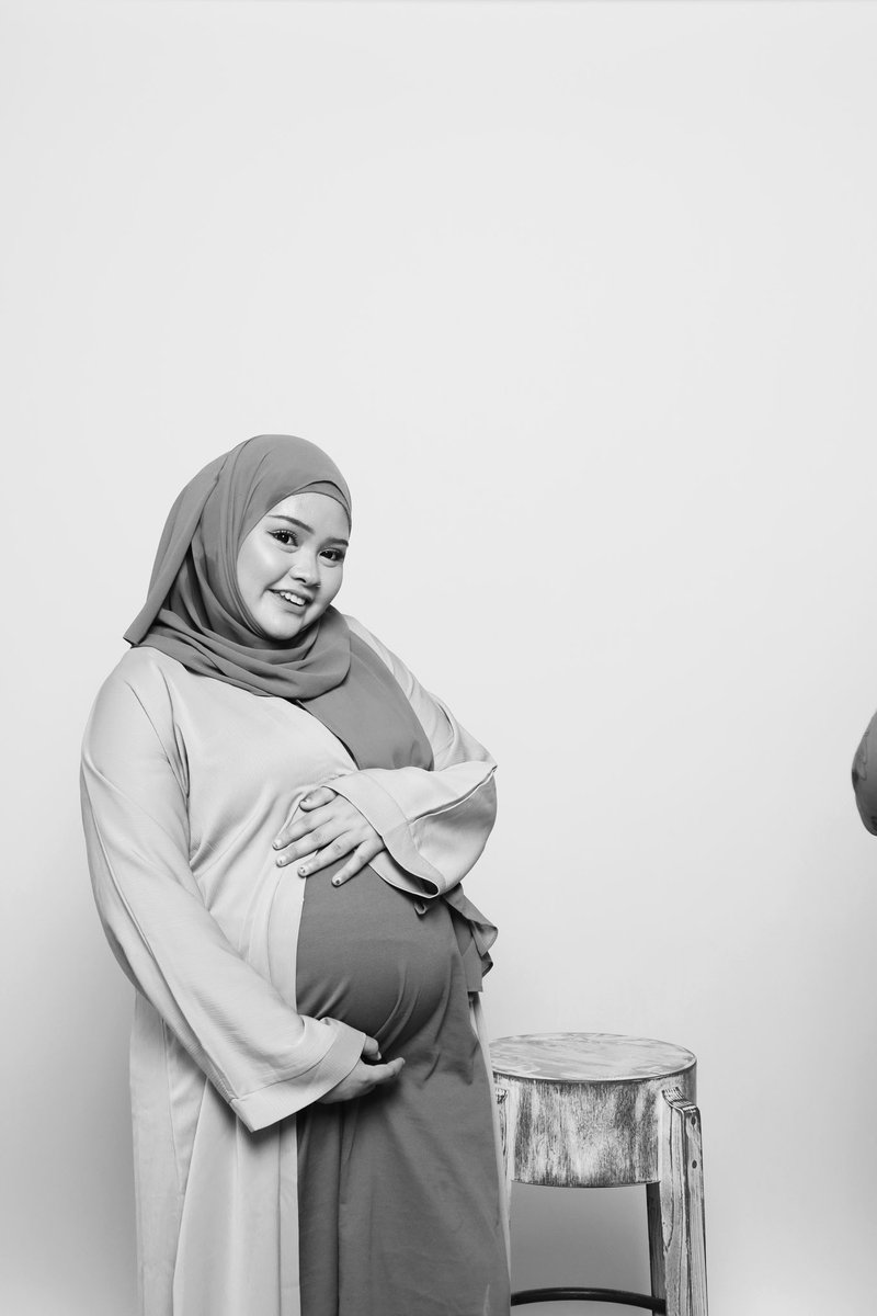 heyitsuri's tweet photo. 13 weeks to go ! 🫶🏼🤰🏻 https://t.co/618iCQ2PDN