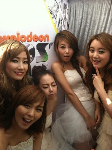 rndmstf92's tweet photo. Wonder Girls attended Kid's Choice Awards ( 2012 ) ❤️🔥
#WonderGirls #KCA #KCAs #KidsChoiceAwards https://t.co/JkDcvrxr0g