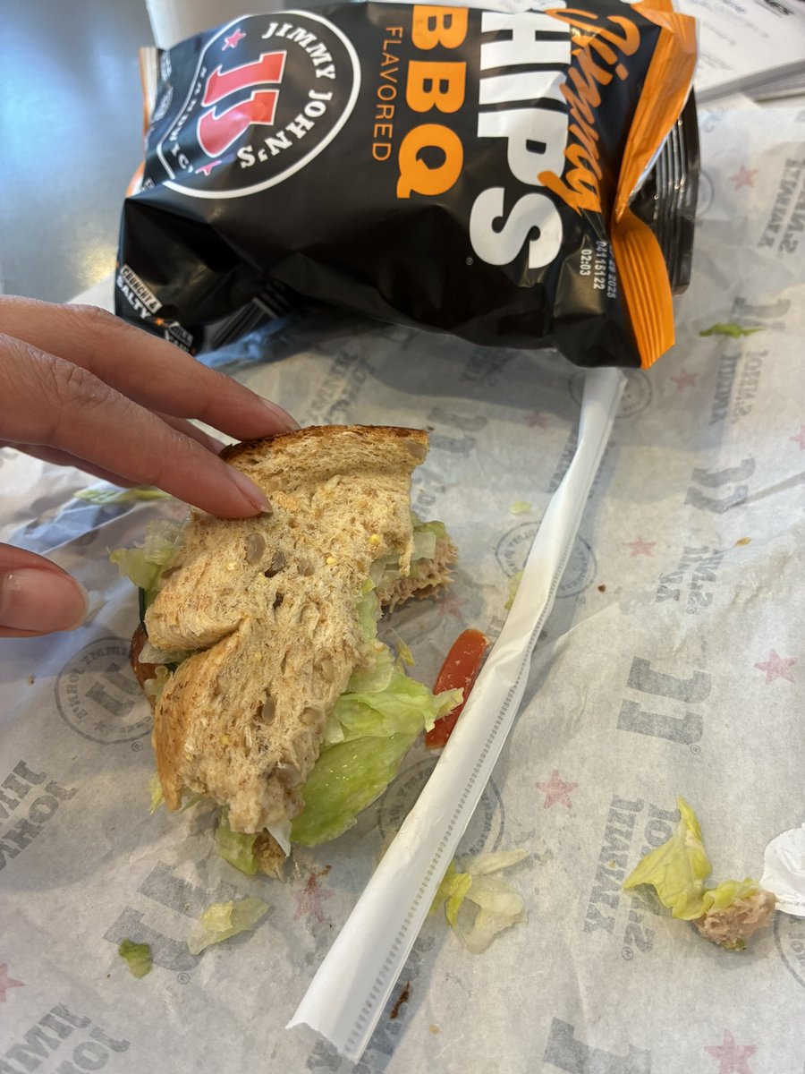 SueHappy3's tweet photo. Who has the best #Tuna sandwiches? I personally enjoy small #Mompop shops , but went with JJ today. 3/4 stars
#Lunch https://t.co/mmPHeXNzQW