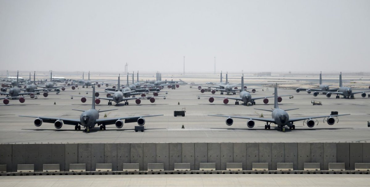 🚨 Qatar now closes airspace above American Al Udeid airbase, Iranian strikes seem imminent
#AlUdeid #MiddleEastTensions #Geopolitics #USMilitary #Qatar #CENTCOM #WatchClosely #RegionalSecurity #MilitaryBase #BreakingNews