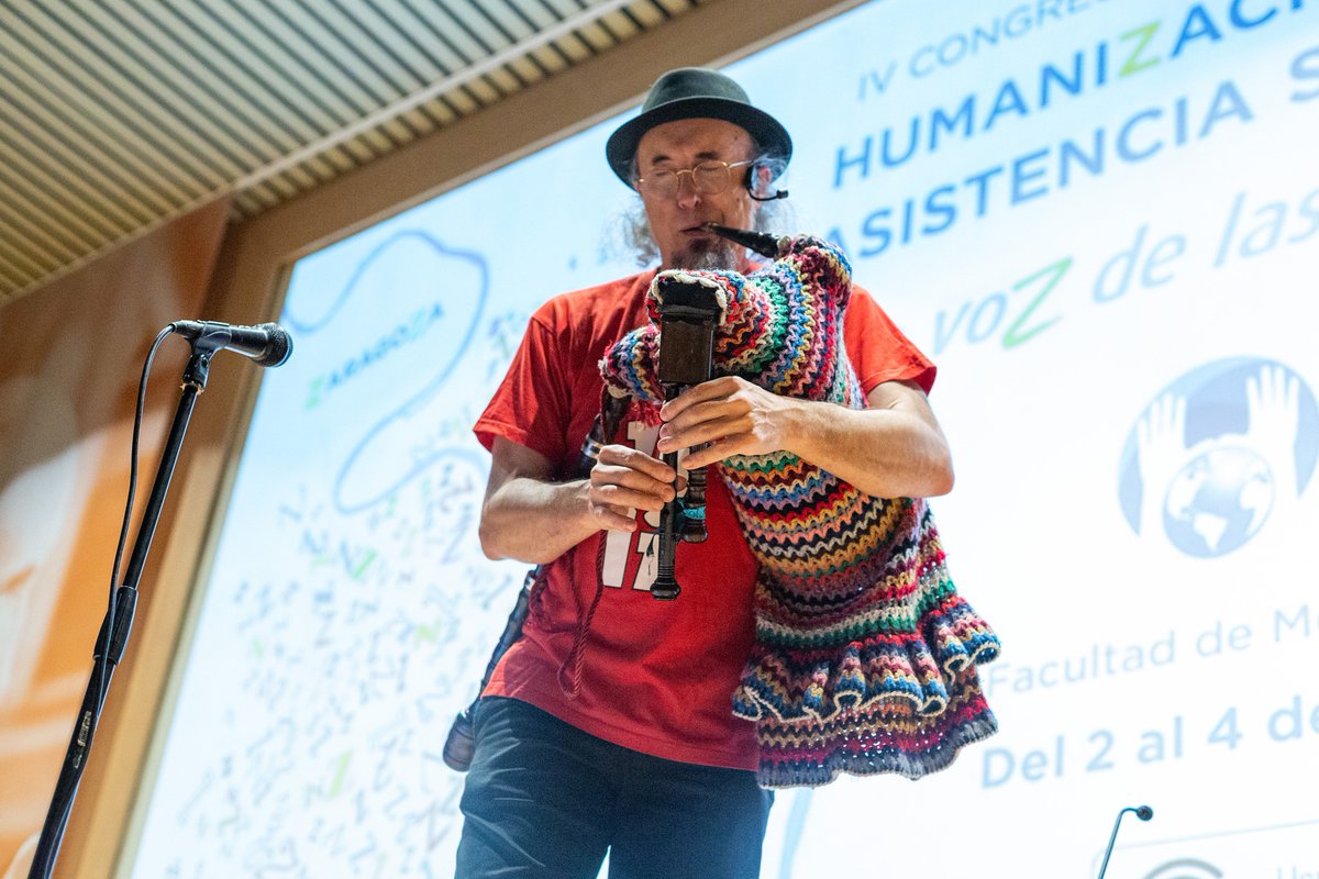 Seguimos compartiendo todo lo que pasó en el #4CIHAS 🙌🏼❤️
Aquí tenéis el Show de Pepin Banzo en el cierre de la primera jornada. 
📍Facultad de Medicina de Zaragoza
🗓️3 de Abril de 2025 

youtu.be/CWIsrArXKv0