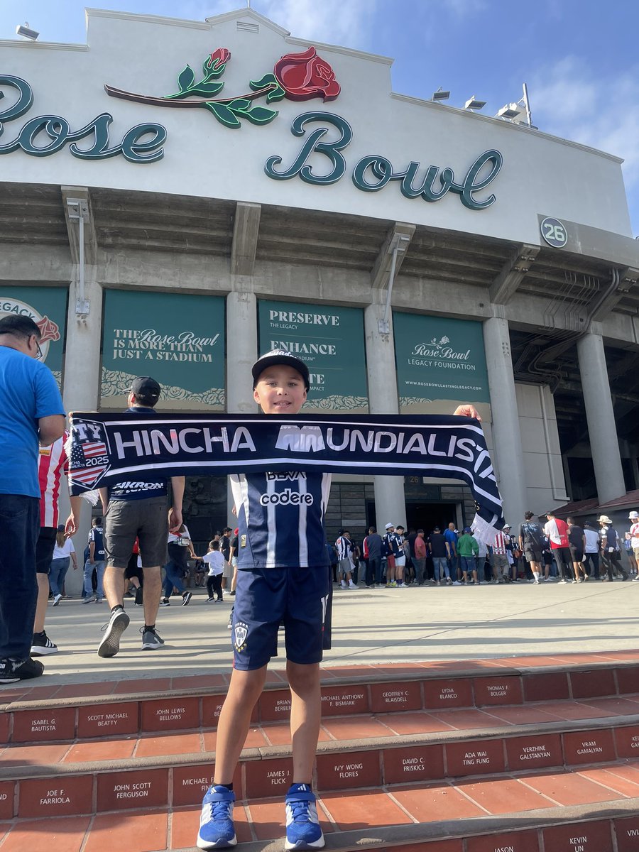chsilva77's tweet photo. #MonterreyAnteElMundo @Rayados @CodereMX https://t.co/J6dedqSZPq