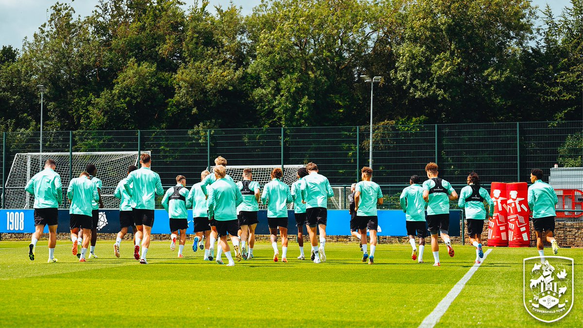 Huddersfield Town tweet media