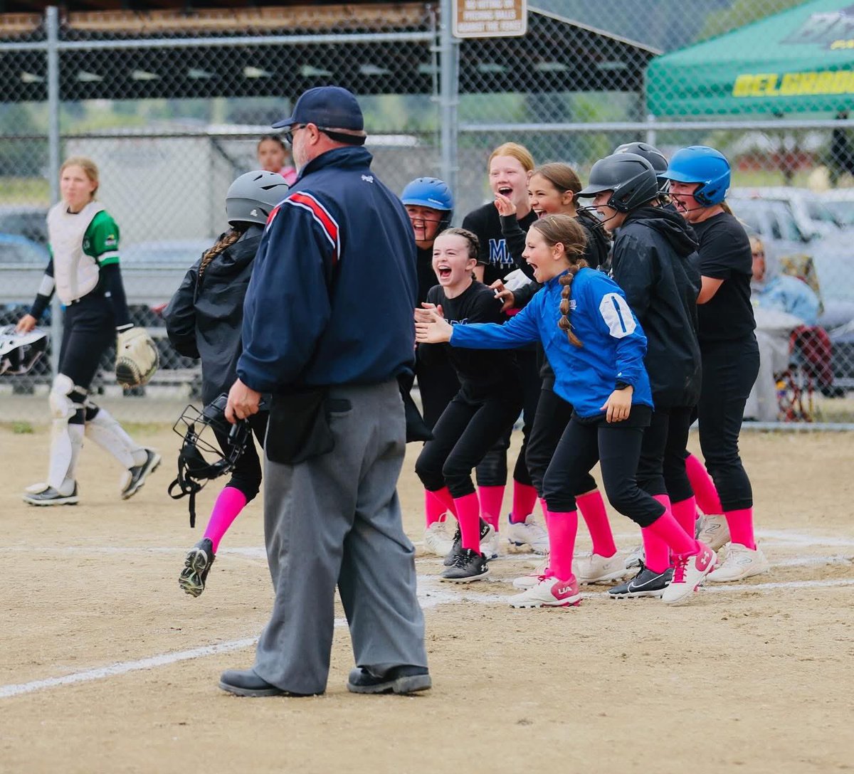 CoachKyleSamson's tweet image. Jordyn hit her 1st Home-run over the fence yesterday!