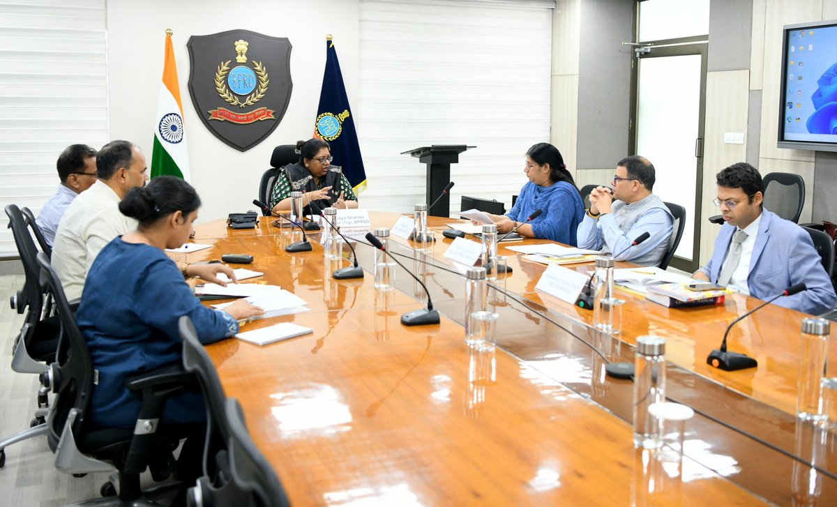 BPRDIndia's tweet image. BPR&D today organised a Workshop on Recruitment Rules of Judicial Officers in view of New Criminal Laws wherein Judicial Officers from Rajasthan,Haryana and U.P participated.