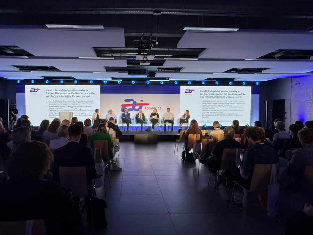 Żydowskie Stowarzyszenie Czulent tweet media