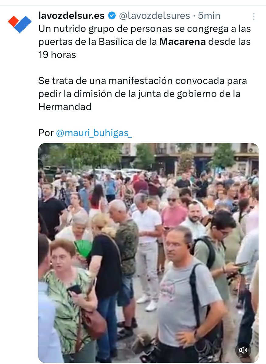 aria87ka's tweet photo. Manifestación por las pestañas de la Macarena, ya si necesitas médico porque el suavón de Juanma Moreno Bonilla ha destrozado la #SanidadPública,eso pa otro día.🤦🏻‍♀️ https://t.co/LLfax2hJLS
