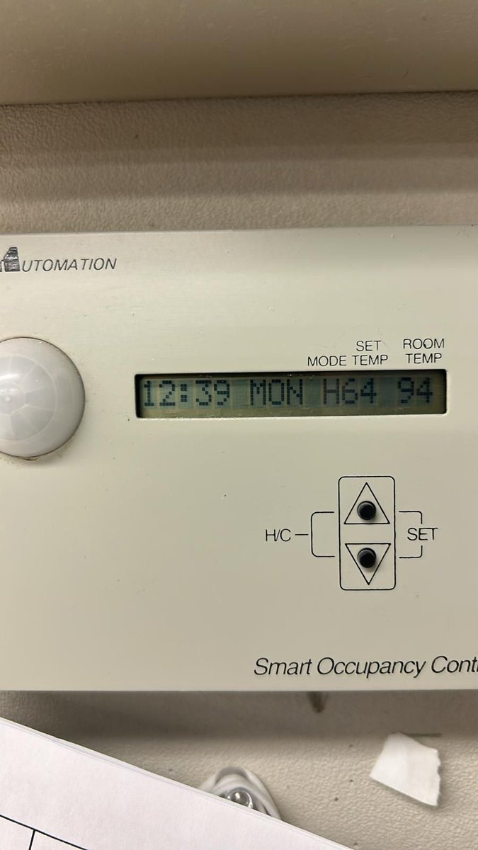 ETFOPeel's tweet photo. 📸 Help us show the reality on the ground.
If you're teaching or working in a hot classroom, send us a photo of the temperature (thermostat, thermometer, etc.) to vickitab@etfopeel or felipep@etfopeel.com. Let’s make the impact visible. #ETFO #SafeSchools #PDSB https://t.co/KkbTgTKK3A