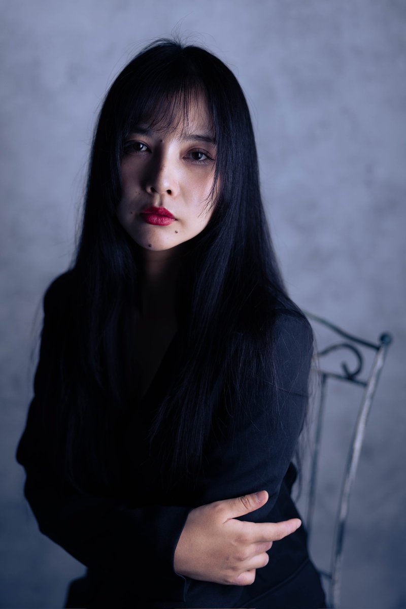 幽閉

#gallery_no8 
<a href="/Gallery_No_8/">Gallery No.8</a>
<a href="/azurina_cc/">あずりな</a>