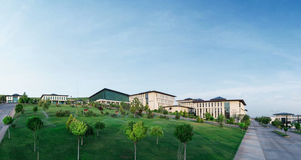 Alakası yok tamamen etkileşim kasıyorsun. Hasan Kalyoncu Üniversitesi gittiğim üniversiteler içinde kampüs büyüklüğüyle en iyi üniversitelerden birisi.