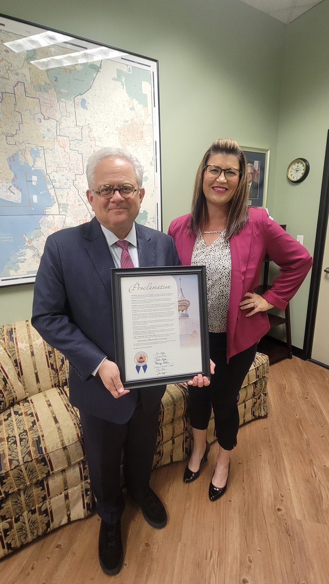 DrugFreeAmerica's tweet image. Pasco & Hillsborough are now Inclusive Recovery Communities—with Pinellas on the way!
Tampa Bay is building the 1st tri-county IRC region in the U.S. where recovery is visible, valued & celebrated.
dfaf.org/building-a-reg…
#InclusiveRecovery #RecoveryBelongsHere #IRCTB