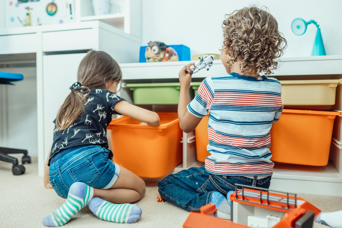 ToyBoxEssntls's tweet image. Say goodbye to toy clutter! 🧩 Discover how smart storage keeps your home tidy &amp;amp; your kids happy. A must-read for modern parents 
👉 tinyurl.com/5npzm5jn
#ToyStorage #ParentingTips #WednesdayWisdom