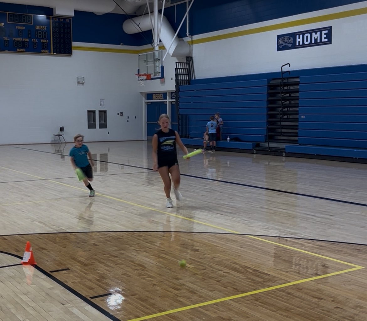 YOUTH SPEED &amp; AGILITY 

Day 3 was more footwork, explosion and multidirectional drills 💪

Great job REBELS !!