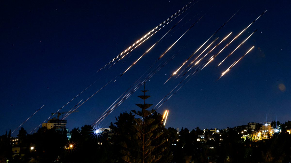 InternetH0F's tweet image. Iran has fired missiles at U.S. military bases in Qatar &amp;amp; Iraq. (via CNN)