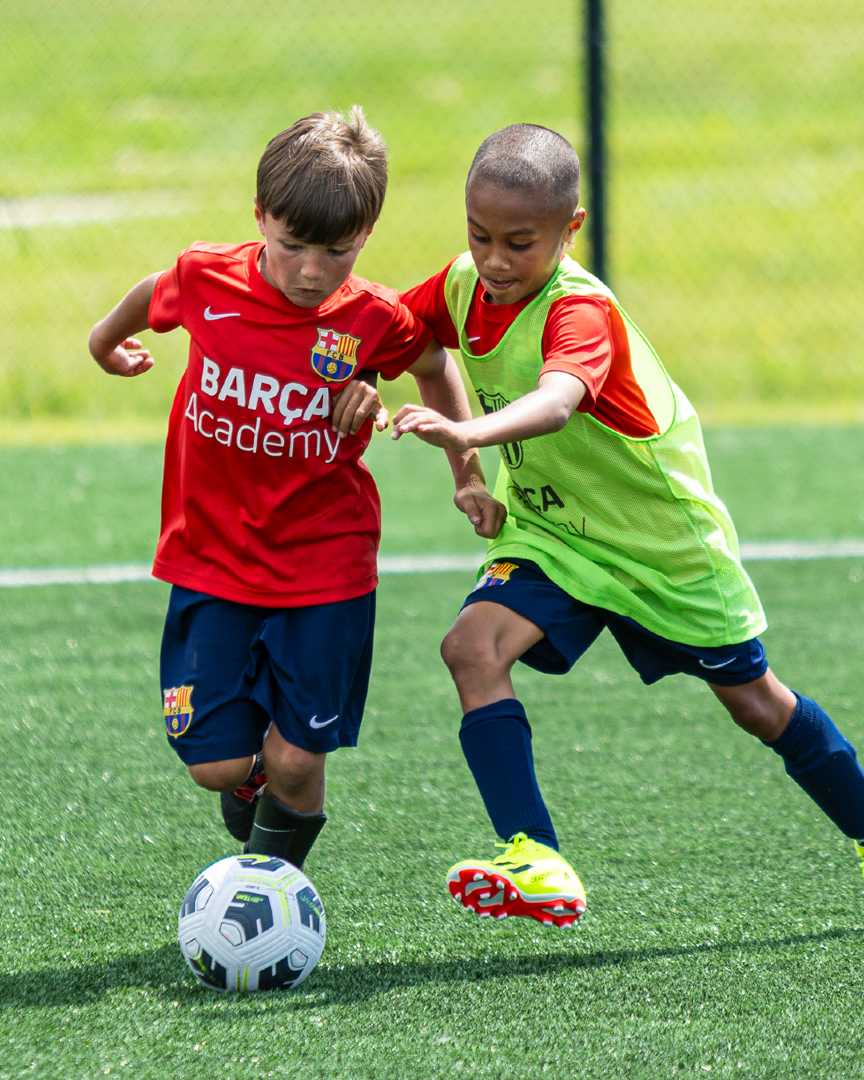 Barcaacademyca's tweet photo. Summer camps are about to start! ☀️⚽ Get ready for top-level training, fun, and new friends — all the Barça way! Link in our profile 🔗

#FCBCamps #SummerSoccer #SoccerCampCanada #BarçaExperience #YouthFootball https://t.co/SxFExUqiXi
