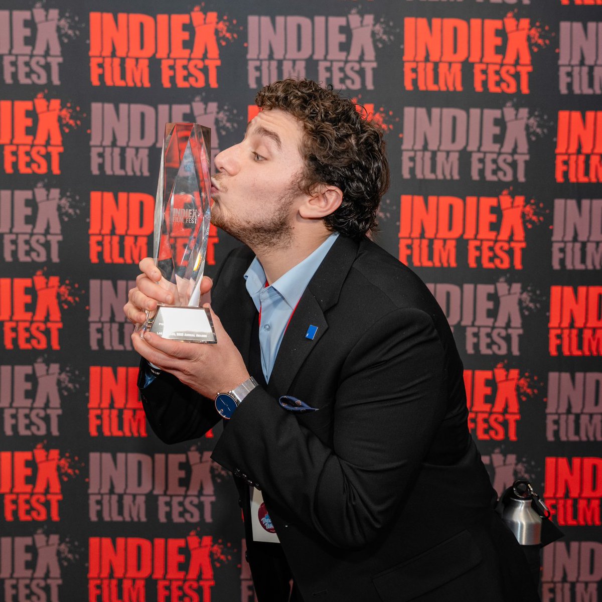 IndieXFest's tweet photo. 2025 Annual Awards
Red Carpet Aftershow, Regal LA Live, Los Angeles
Jeremy Shinder, awarded Best Student Male Director of 2025, for "Theo's Tears"
#IndieXFilmFest #2025AnnualAwards #RedCarpetAftershow #RegalLALive #LAEvents #TheosTears #BestStudentMaleDirector #JeremyShinder #StudentFilmmaking #IndieFilmmakers #FilmFestivalAwards #ShortFilmSpotlight #SupportIndieFilm #CelebratingCinema