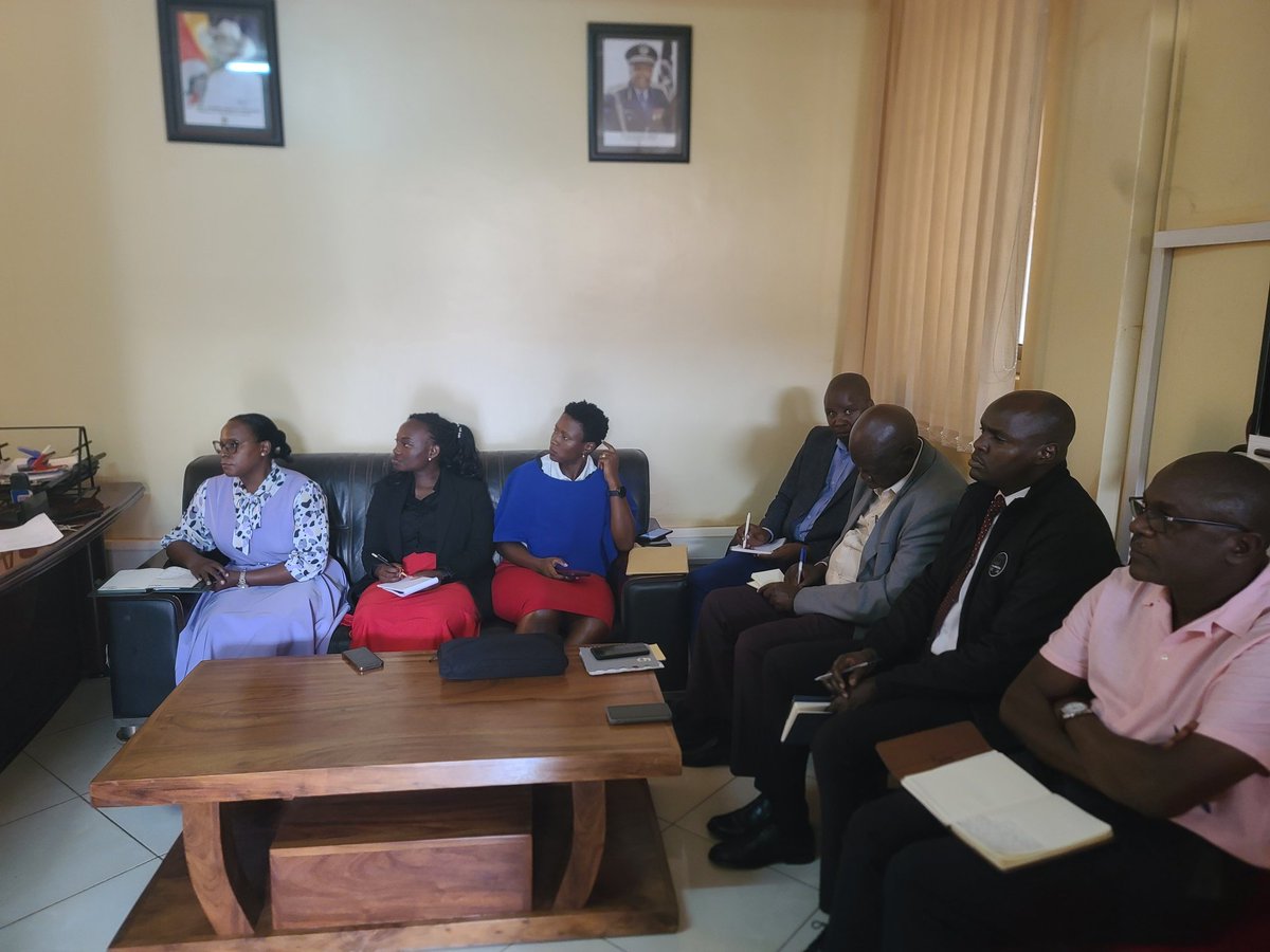 ROSACUg's tweet image. Today, the executive team of @ROSACUg paid a courtesy visit to the Directorate of Traffic and Road Safety as a follow-up to the recently concluded Uganda Road Safety Conference 2025.
The meeting featured meaningful discussions at advancing road safety in Uganda.
#RoadSafetyUg