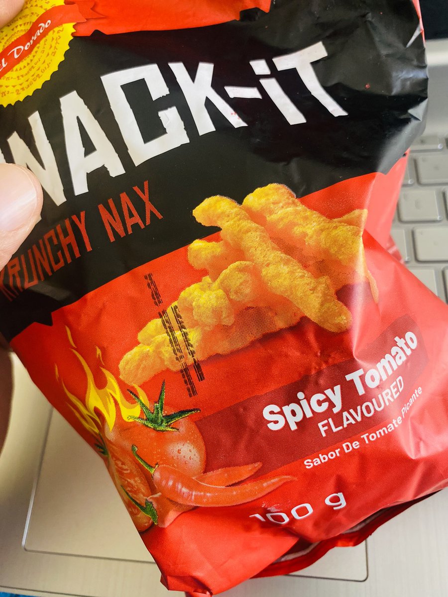Monalisakay2's tweet photo. Indians really outdid themselves with this Snack-it 🔥🔥 – hotter than Venda nga December! 😂🍅 #SnackYaMino #TomatoFire #IndianSnacksHitDifferent https://t.co/o2J2uKNrti