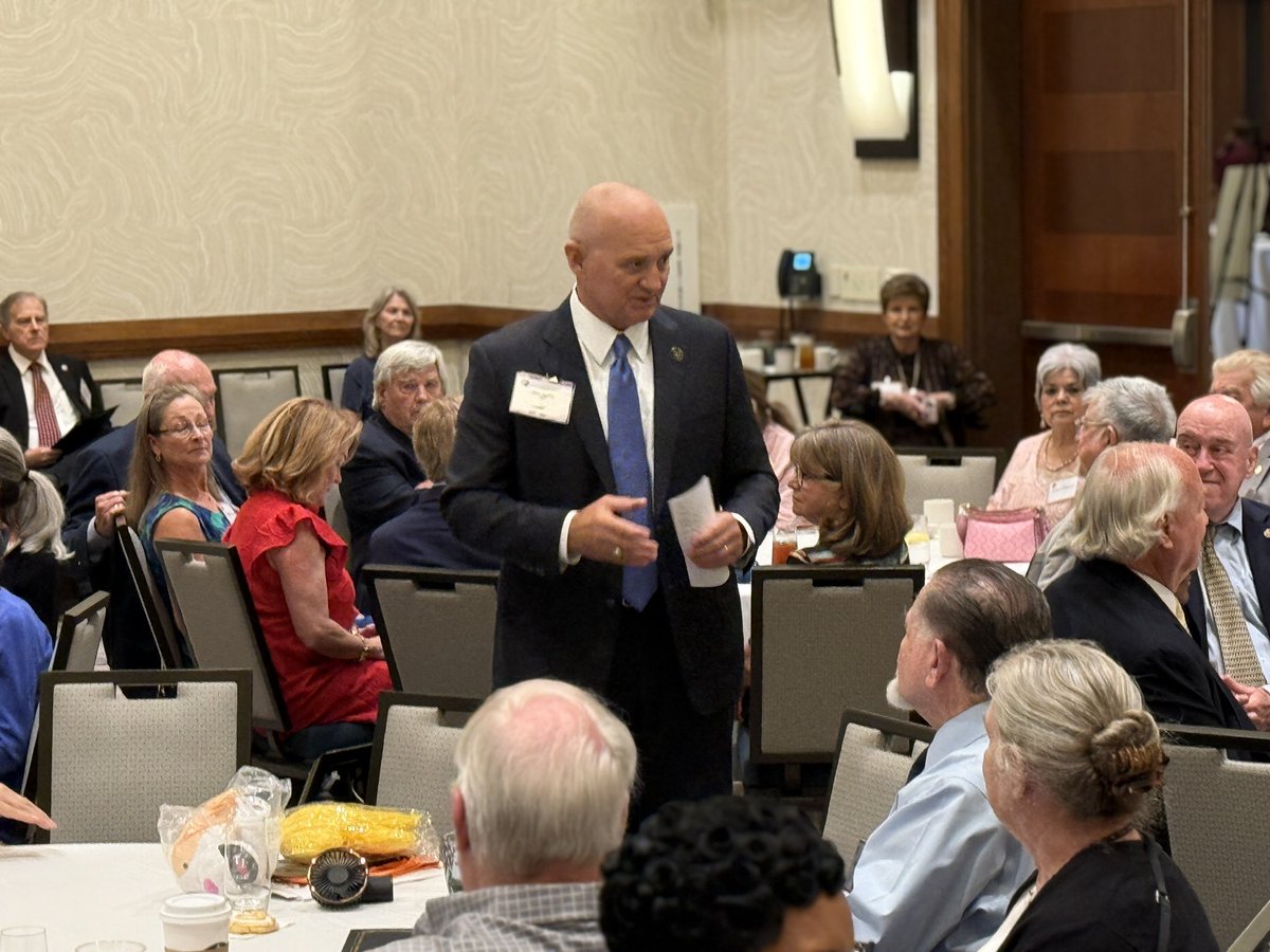 Trey Apffel tweet media