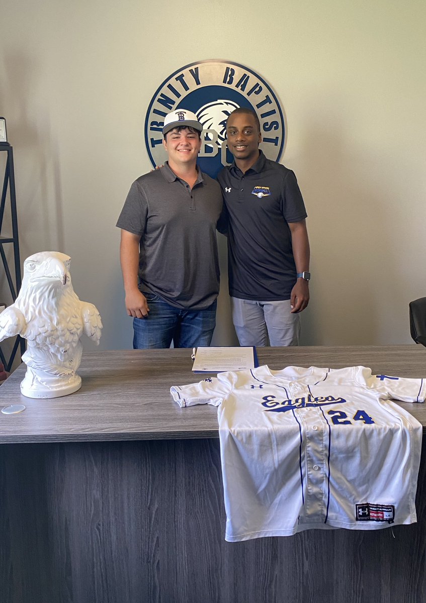 BlakeMartin2025's tweet image. Signing day! I’m excited to be continuing my baseball career with Trinity Baptist College! Thank you Coach Jordan!