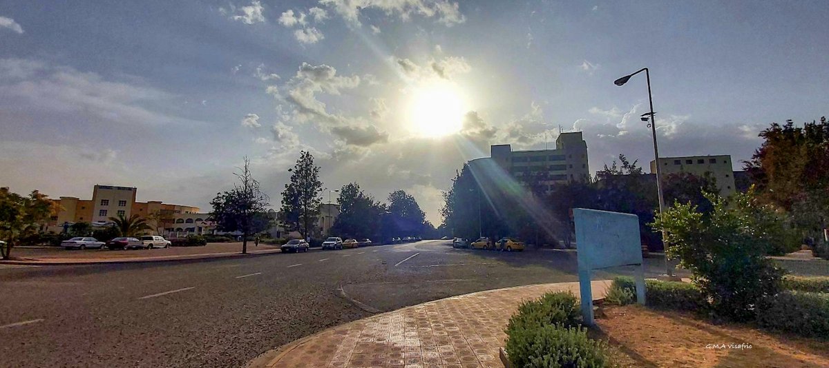 GhideonMusa's tweet photo. Greetings from the stunning city of Asmara, captured in this vibrant postcard! #Eritrea https://t.co/ACnJhmGw1G