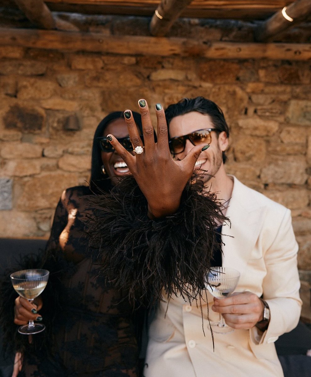 AJ ODUDU HARD LAUNCH OMG