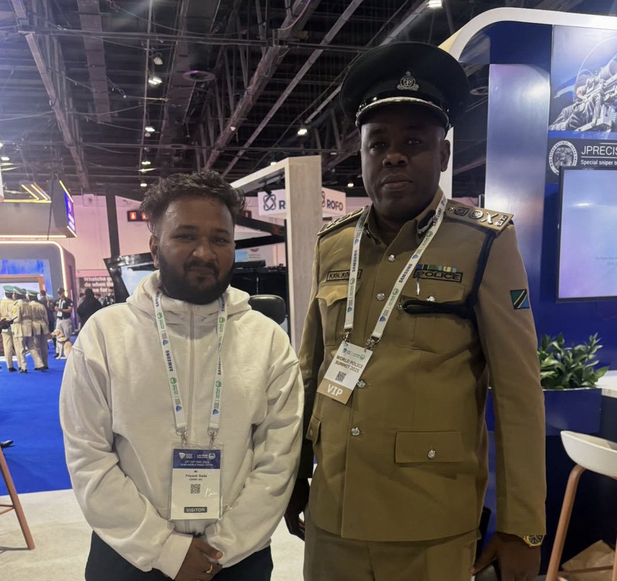 webmaster_pg's tweet image. nteresting discussion on cyber security with the Head of the Tanzania Police Department here in the UAE. A productive exchange of ideas and insights on this crucial topic.