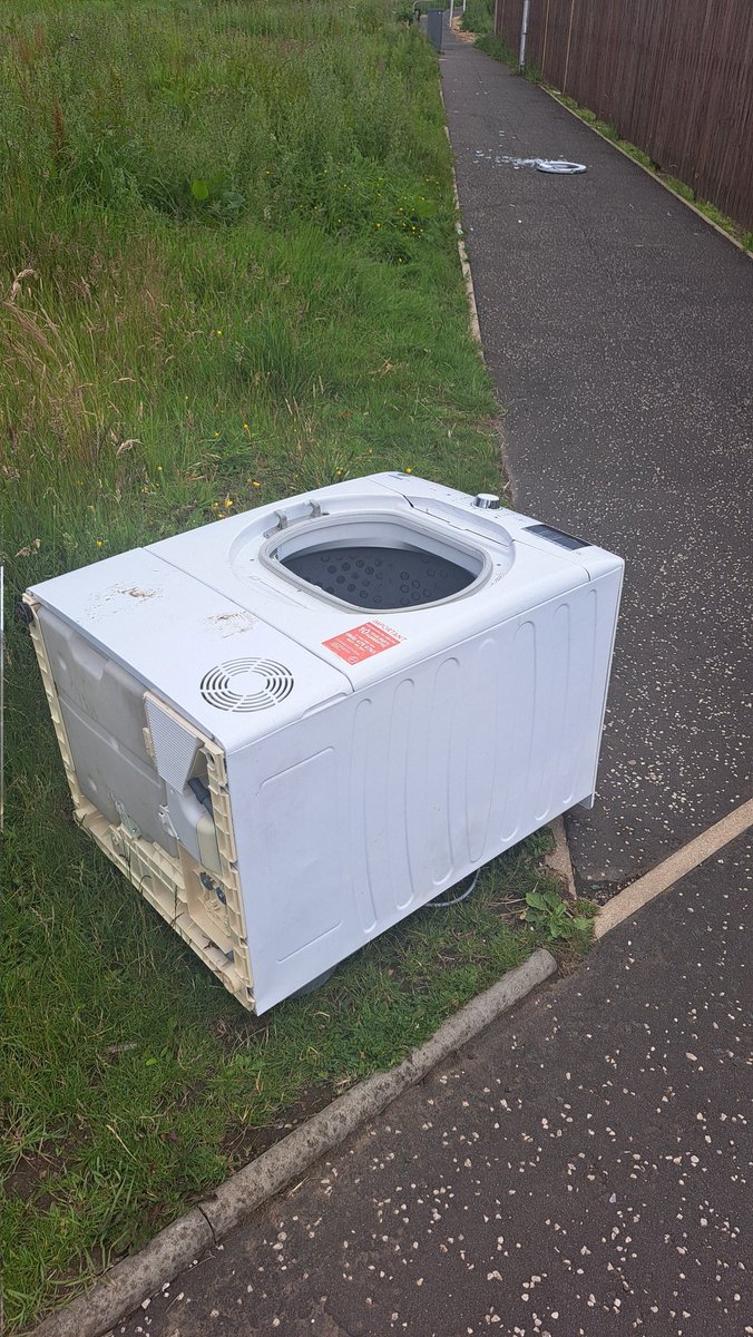 Eddy Moore tweet media