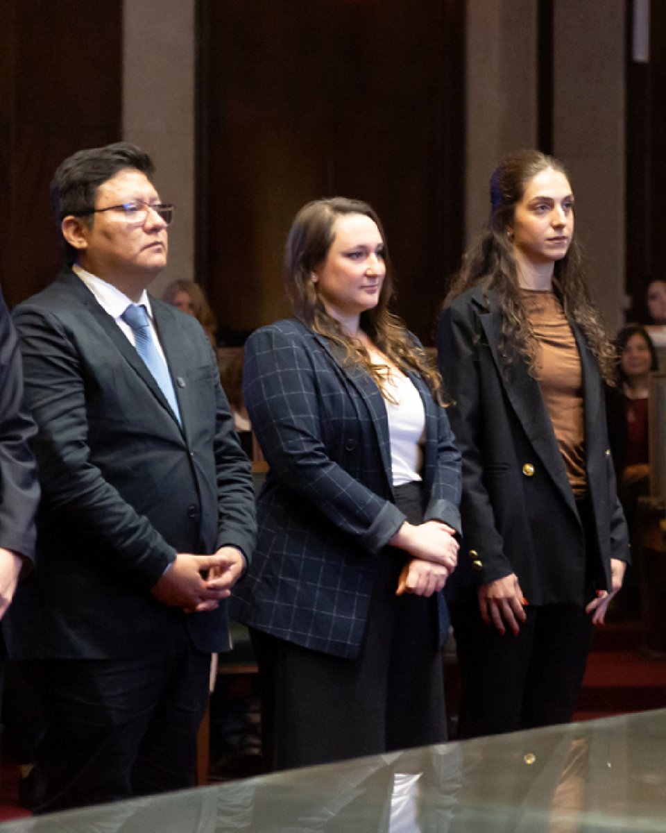 El pasado 19 de junio realizamos otra emotiva jura de graduados y graduadas en la sede de Av. Paseo Colón 850. ¡Felicitaciones a los nuevos y nuevas profesionales de la ingeniería!
#UBA #FIUBA #Ingeniería #Universidad #Enseñanza