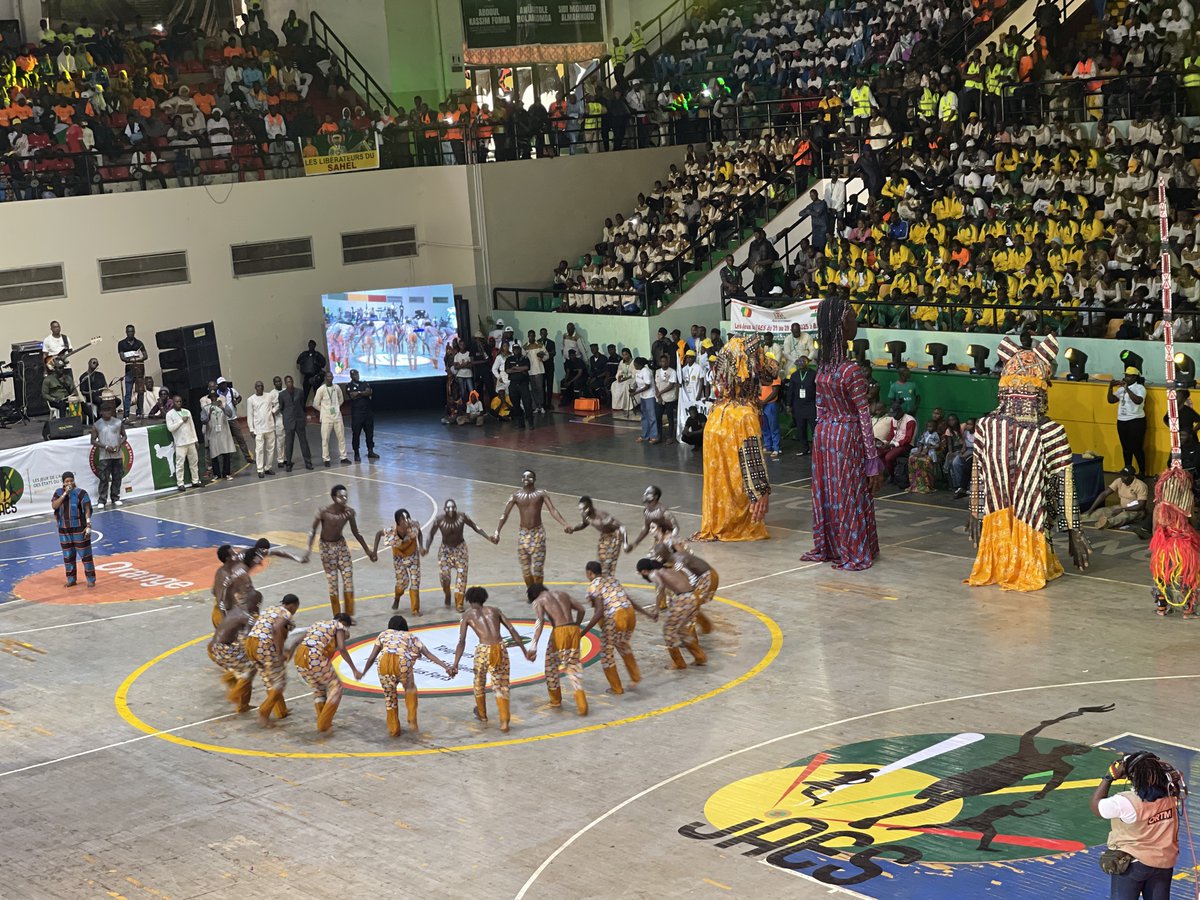 CNPV (@cnpv2) on Twitter photo Ce samedi 21 juin 2025, le Palais des Sports de Bamako a vibré sous une atmosphère chaleureuse, festive et empreinte de fierté à l’occasion de la cérémonie d’ouverture des tout premiers Jeux de l’Alliance des États du Sahel (𝗝𝗔𝗘𝗦).
<a href="/CNPV2/">CNPV</a> <a href="/de_la21320/">Ministère de la jeunesse et des sports du Mali</a>
#JAES_2025 Ce samedi 21 juin 2025, le Palais des Sports de Bamako a vibré sous une atmosphère chaleureuse, festive et empreinte de fierté à l’occasion de la cérémonie d’ouverture des tout premiers Jeux de l’Alliance des États du Sahel (𝗝𝗔𝗘𝗦).
<a href="/CNPV2/">CNPV</a> <a href="/de_la21320/">Ministère de la jeunesse et des sports du Mali</a>
#JAES_2025