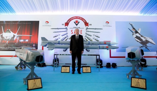 #SONDAKİKA | Cumhurbaşkanı Erdoğan:

Milletimiz gönlünü ferah tutsun, 86 milyonun kılına zarar gelmemesi için ne yapılması gerekiyorsa onu yaptık, onu yapacağız ve yapıyoruz.