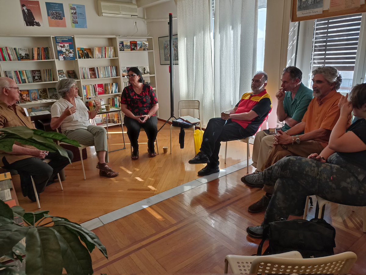 Que placer intercambiar con la editorial Diethness Vima y constatar cuántos ejemplares sobre la Revolución cubana y sus líderes traducida al griego y publicada. Gran trabajo que agradeceremos siempre frente a las campañas enemigas. <a href="/fernando5hicap/">Fernando5hICAP</a> <a href="/siempreconcuba/">Siempre con Cuba</a>