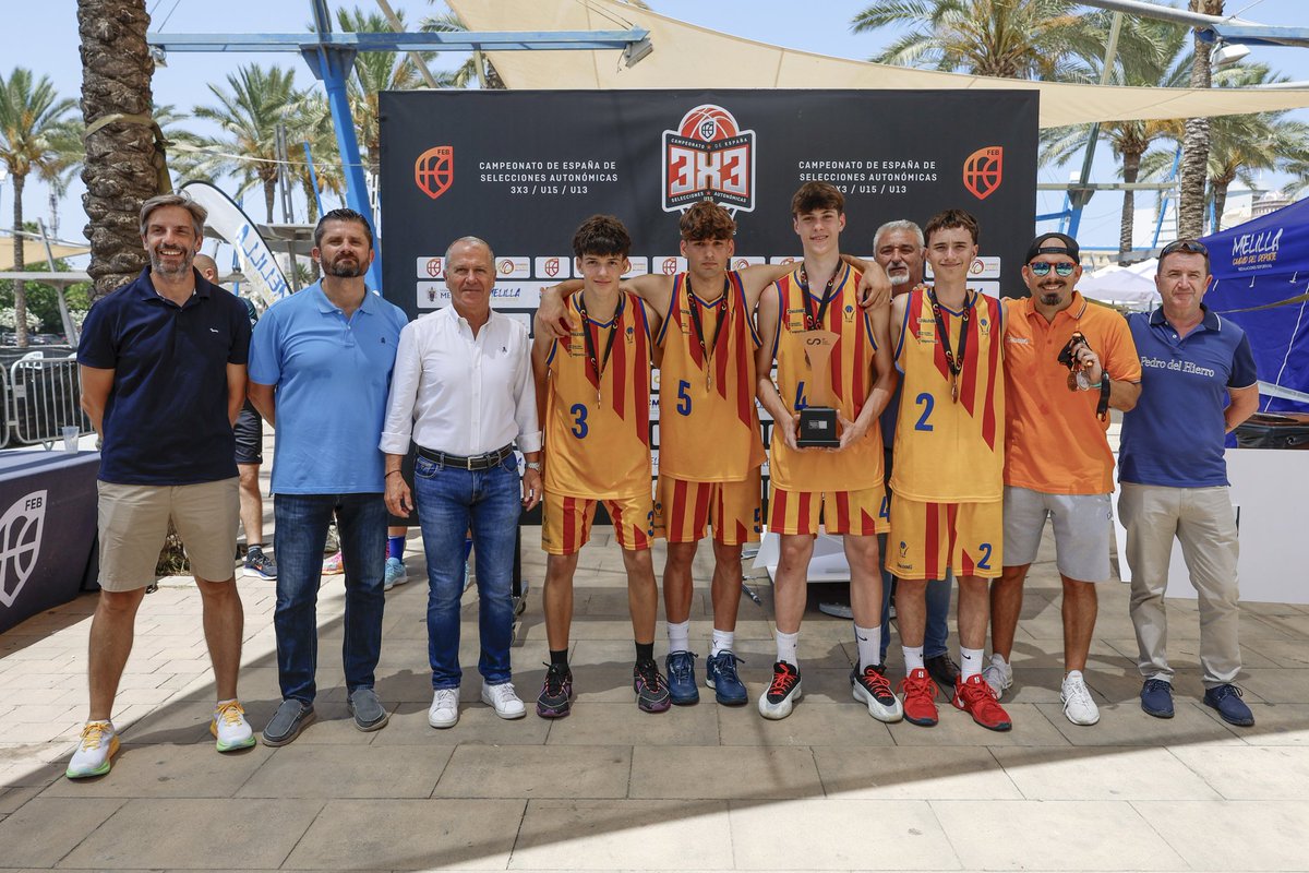 🏆 𝗣𝗢𝗗𝗜𝗢 #FEB3x3U15 𝗠𝗔𝗦𝗖𝗨𝗟𝗜𝗡𝗢‼️

🥇 <a href="/FAB_Andaluza/">Federación Andaluza de Baloncesto</a>
🥈 <a href="/FGB_Baloncesto/">FGB</a>
🥉 <a href="/FCBQ/">FCBQ</a>
 
#Cantera #3x3 #U15