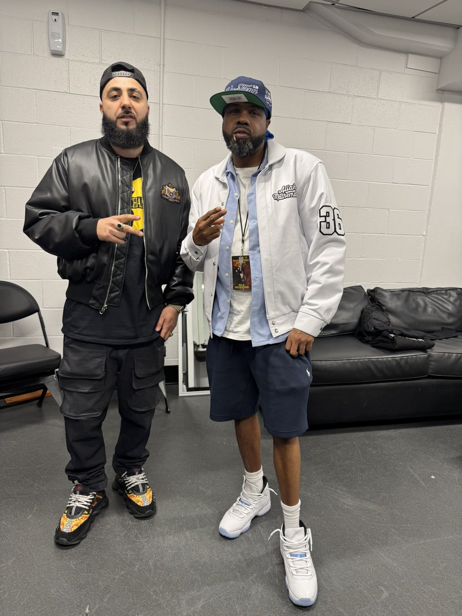 rmean's tweet image. Shout out @MathematicsWU for the invite. Incredible show 👐 #WuTangForever