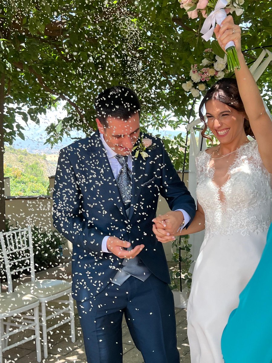 Juanvidl's tweet photo. Me he casado con la mujer más maravillosa del mundo ❤️ https://t.co/eN7tnJCIwY