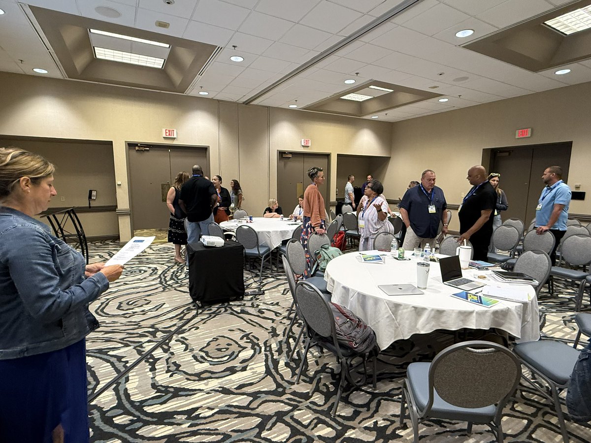 PrincipalLietz's tweet photo. It’s Regional breakout time at  #edcon2025 and @MASSP Board of Director  @TheresaStager leads her regional connection around barriers and solutions! https://t.co/e0y0fTip11