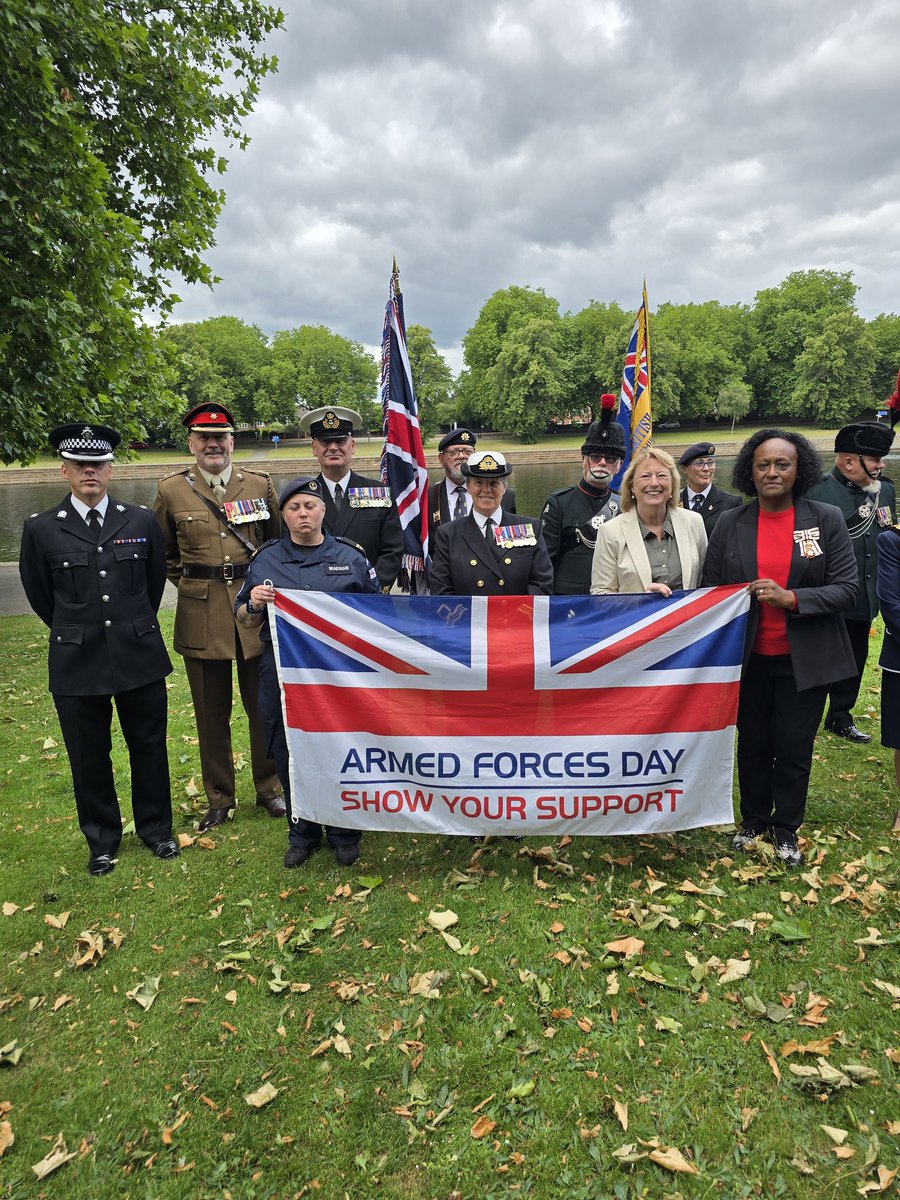 Lt Cdr (SCC) M Welsh MBE MCGI RNR tweet media