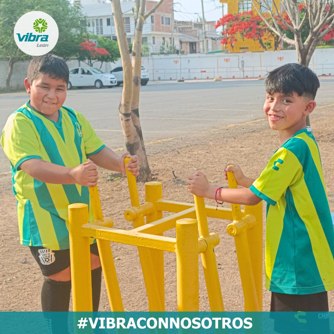 vibraleon's tweet photo. En #VibraLeón es nuestra labor llegar a todos los niños y niñas para poder ayudarlos en su desarrollo de valores como la #solidaridad.
#VibraConNosotros #VibraConValores

#FutbolParaElDesarrollo #Valores #FutbolIncluyente 
#SportForSocialChange 
#DeporteFormativo #Soccer
#Deporte https://t.co/ToQrTaDLXo