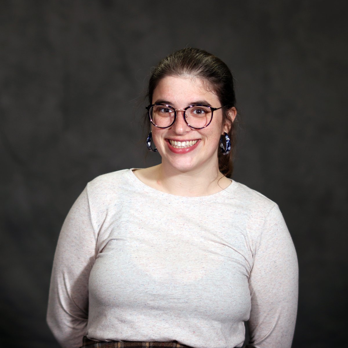 MFA candidate Sabrina Claman is making moves! She just did an artist talk for "What Happened on the Garden Street Bus," a graphic novel she illustrated, inspired by her grandfather’s 100th birthday. Talk about meaningful art!  #GoHuskies