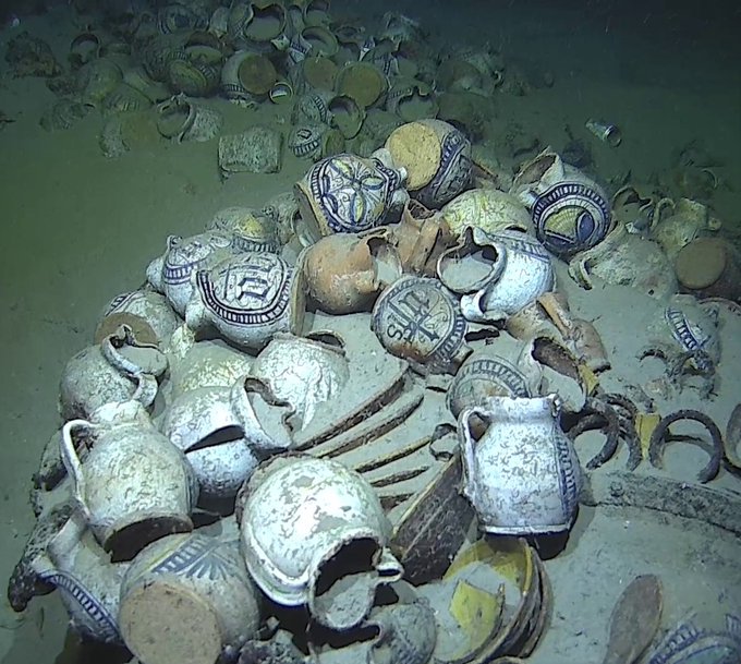 (Department of Underwater and Submarine Archaeological Research, French Ministry of Culture)