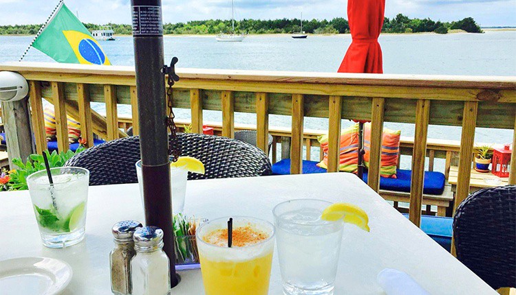 From romantic seafood dinners to fun, to homestyle meals the whole family can enjoy, the coast is full of restaurants that bring fresh, regional fare to the table.

Read more 👉 lttr.ai/Afchl

#CrystalCoast #Seafood #FreshSeafood