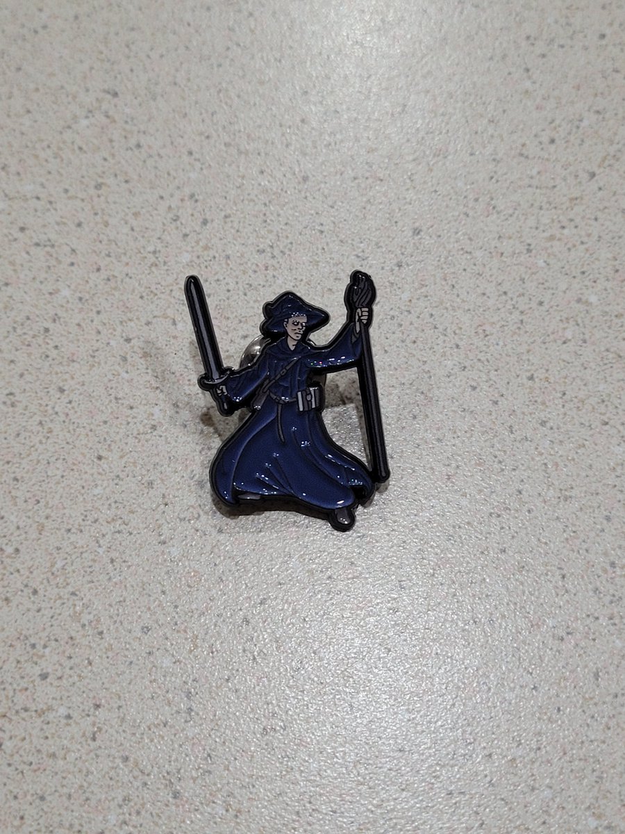 KMathison1967's tweet image. One of the perks of teaching a class on Tolkien is that students create all kinds of things. One student has now turned me into a wizard lapel pin (with a volume of Petrus van Mastricht in my belt).
Apparently I need to grow a long white beard. 🤓