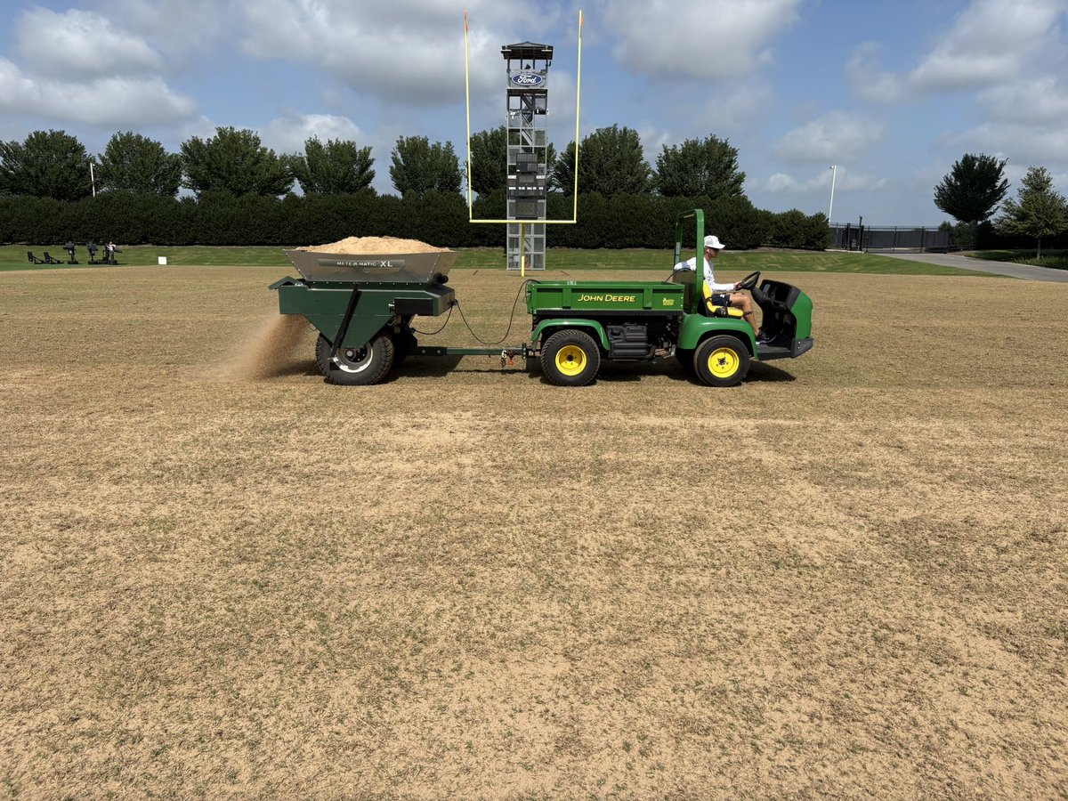 reedag04's tweet photo. A few weeks ago I officially start my new job as Field Operations Manger for the Dallas Cowboys. I oversee the practice fields at The Star in Frisco. We fraze mowed and sprigged the one grass field we have last week. It’s coming along nicely and will be ready for August https://t.co/cEXLqbbiQL